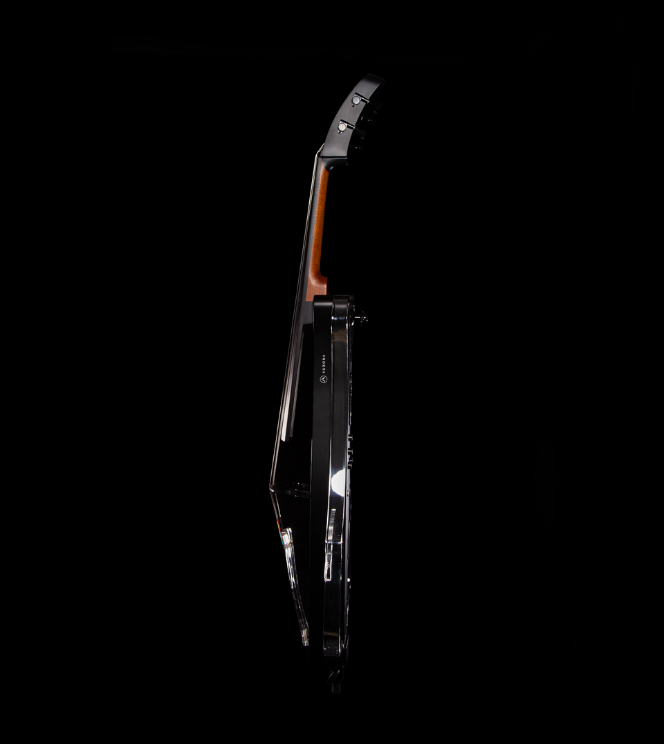 Aurora Cello Silhouette Black